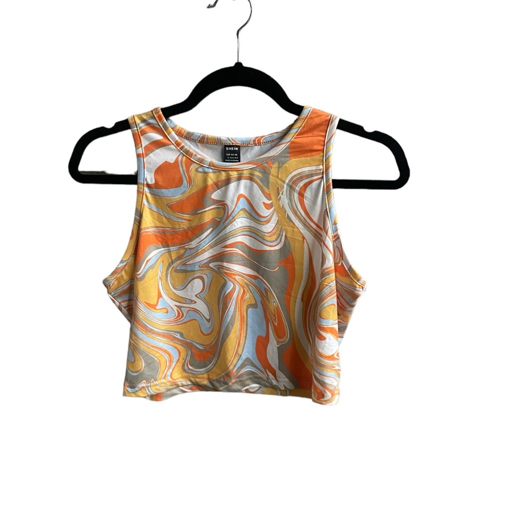 Groovy wavy top